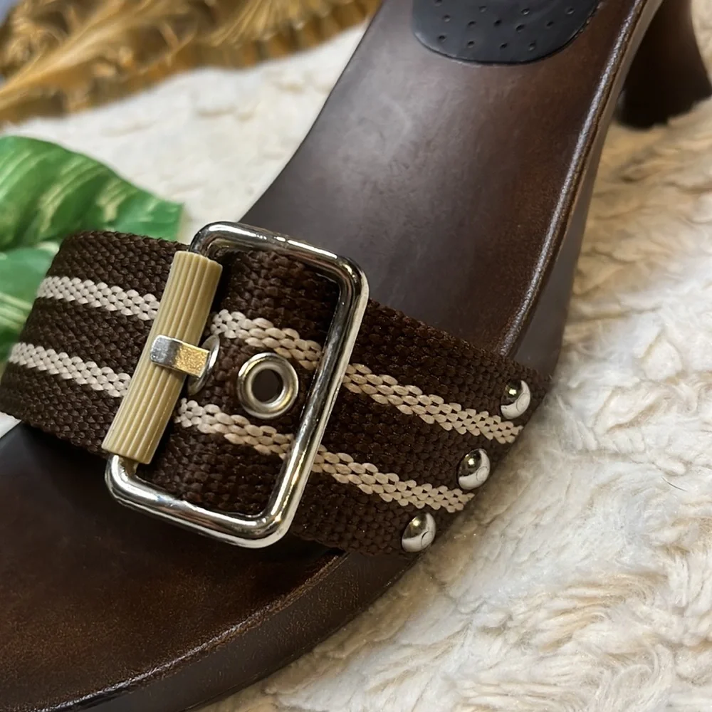 Vintage 90s Y2K LEI Brown Heel Sandals Shoes - Picture 9 of 10